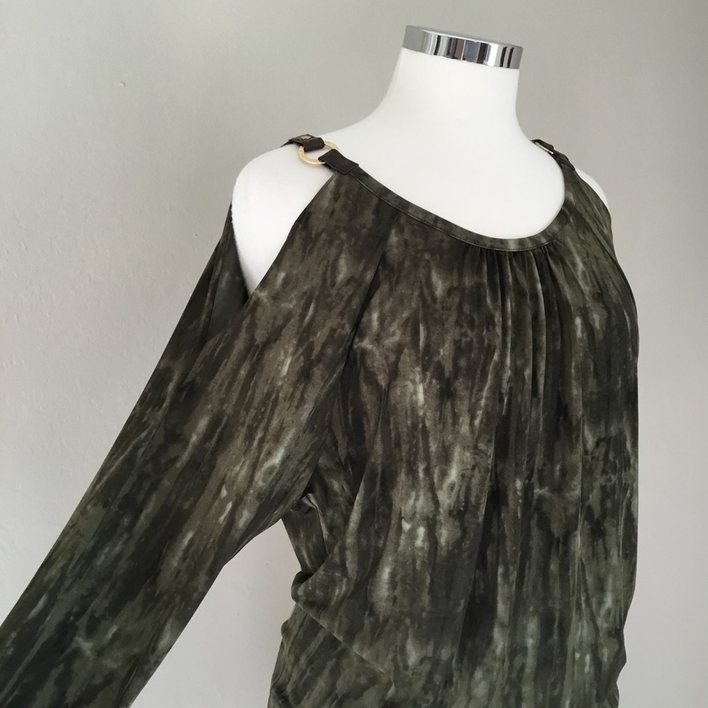 MICHAEL Michael Kors Cold Shoulder Top - Size S